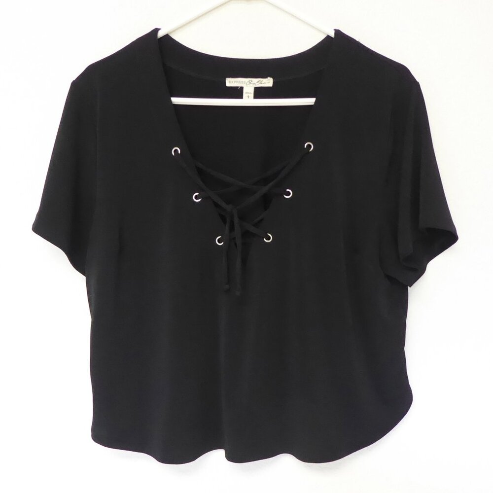 Express one eleven black cropped lace up crop top size large